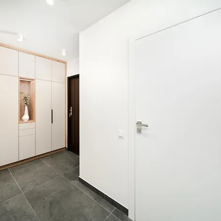 Apartment Hanza Tower No. 701 - Swimming Pool, Jacuzzi, Terrace *