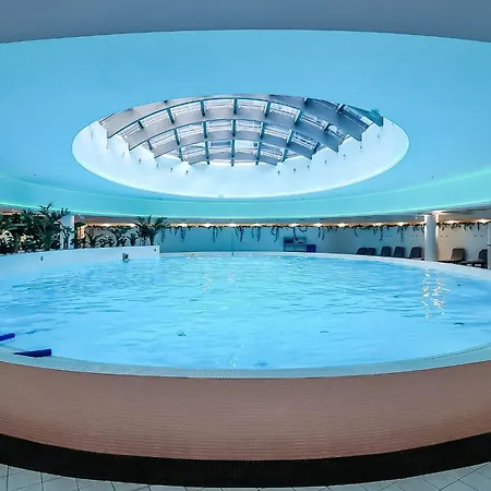 Hanza Tower No. 701 - Swimming Pool, Jacuzzi, Terrace * Stettin
