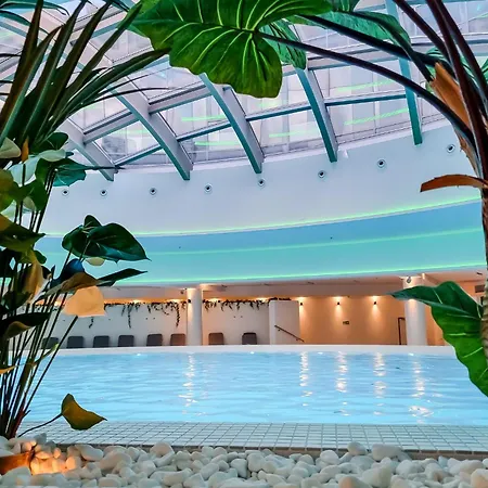 Apartment Hanza Tower No. 701 - Swimming Pool, Jacuzzi, Terrace