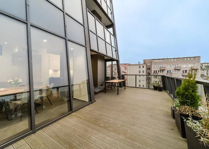 Ans Hanza Tower No 701 - Swimming Pool, Sauna, Jacuzzi, Viewing Terrace Apartment *