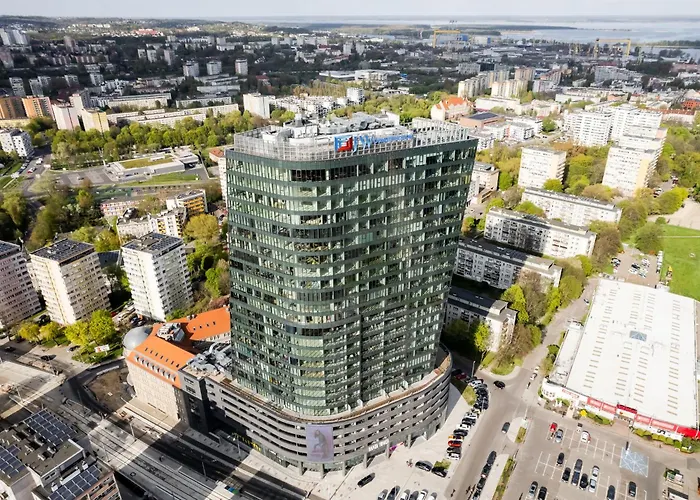 Apartment Ans Hanza Tower No 701 - Swimming Pool, Sauna, Jacuzzi, Viewing Terrace
