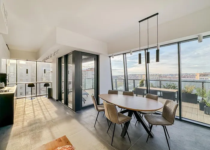 Apartment Ans Hanza Tower No 701 - Swimming Pool, Sauna, Jacuzzi, Viewing Terrace